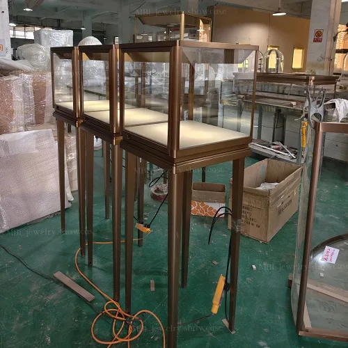 马孛罗珠宝展柜定制实拍图