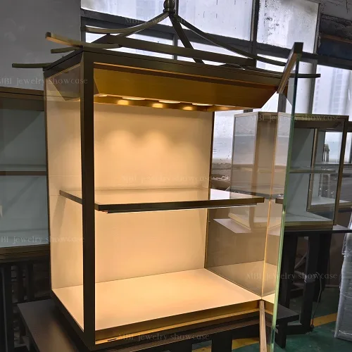 马孛罗珠宝展柜定制实拍图