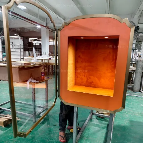马孛罗珠宝展柜定制实拍图