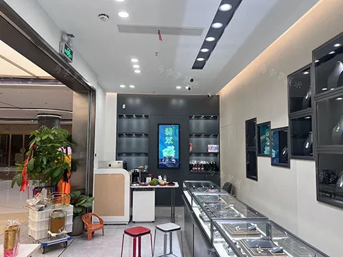 藏古盛今商场翡翠珠宝店展柜定制案例
