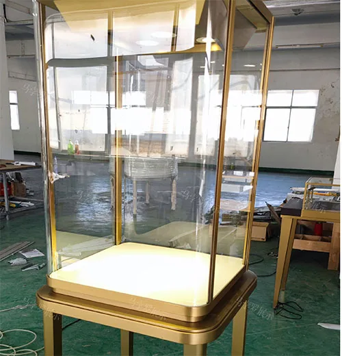 弧形玻璃珠宝高柜现货 轻奢不锈钢珠宝展示柜厂家