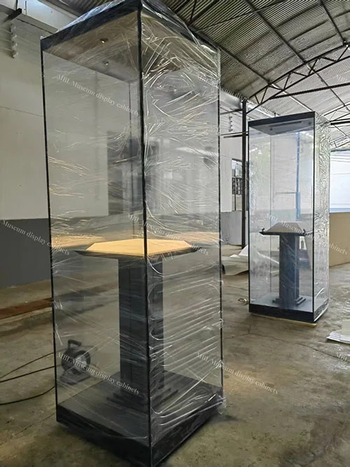 博物馆独立式高柜 四面低反射玻璃文物展柜 青铜器/陶器专用展示柜定制
