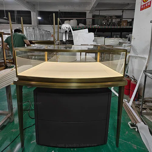 马孛罗珠宝展柜定制实拍图