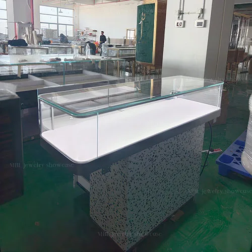 马孛罗珠宝展柜定制实拍图