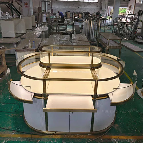 马孛罗珠宝展柜定制实拍图