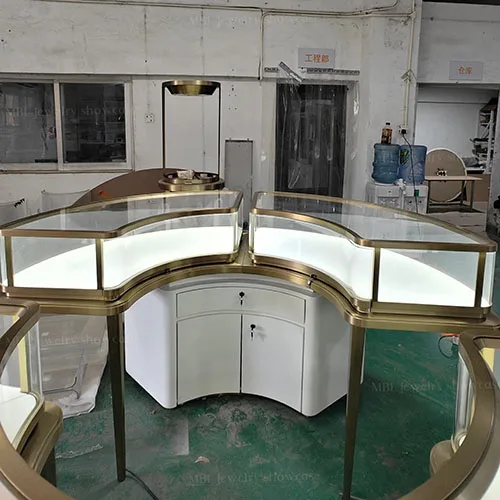 马孛罗珠宝展柜定制实拍图