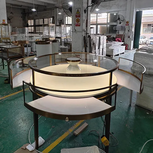 马孛罗珠宝展柜定制实拍图