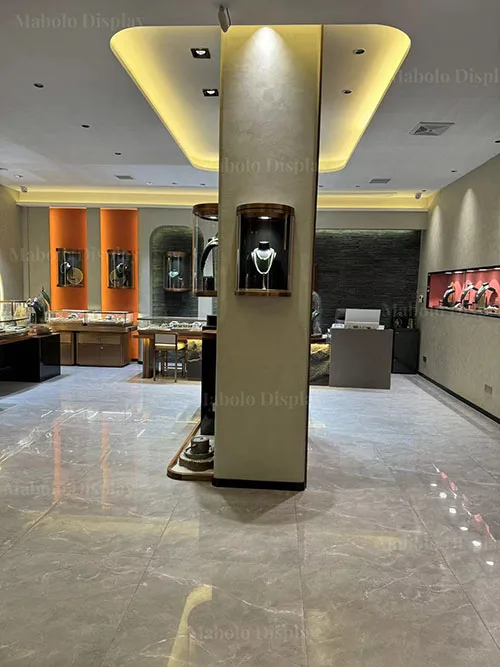 新中式风翡翠店全案落地,拉丝玫瑰金展柜定制落地