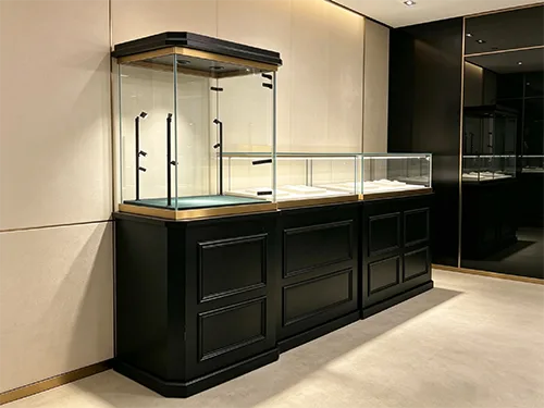 复古轻奢珠宝立式高柜 绿色绒布立杆灯珠宝展示柜 高端珠宝店展柜定制源头工厂